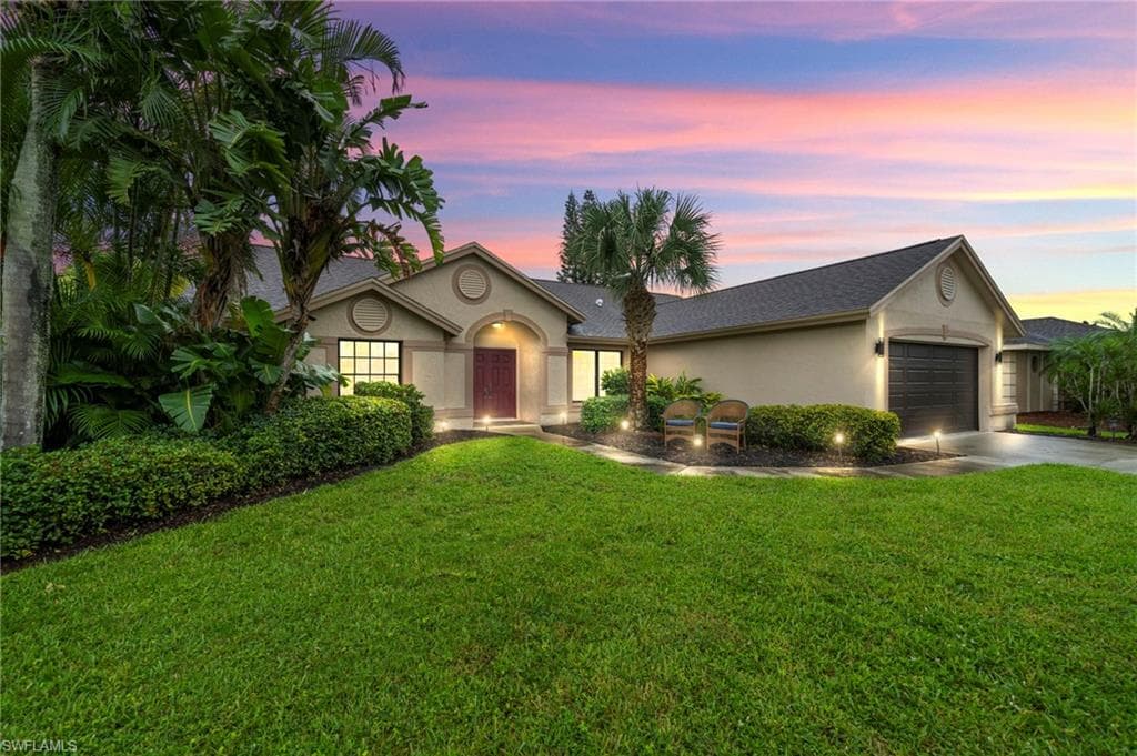 24979 Paradise Rd, Bonita Springs, FL 34135-1