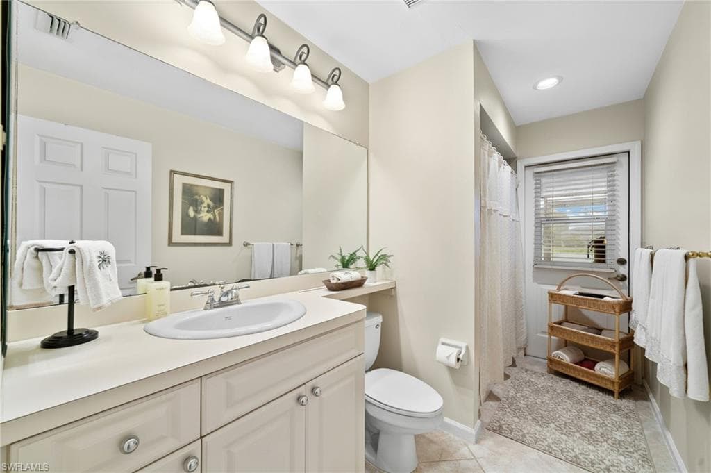 24979 Paradise Rd, Bonita Springs, FL 34135-21