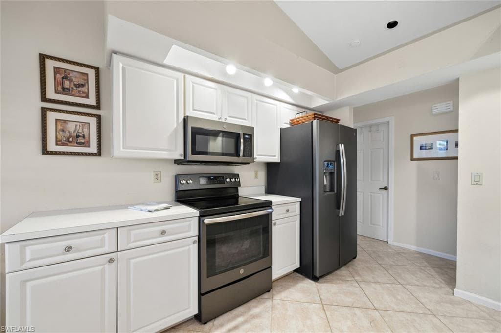 24979 Paradise Rd, Bonita Springs, FL 34135-25