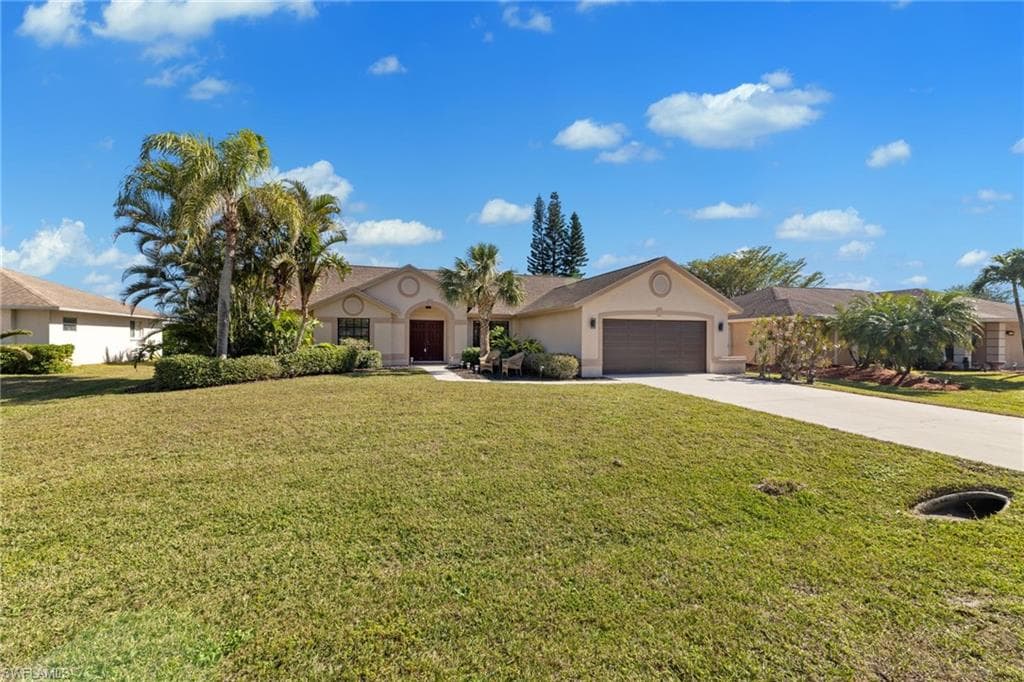 24979 Paradise Rd, Bonita Springs, FL 34135-5