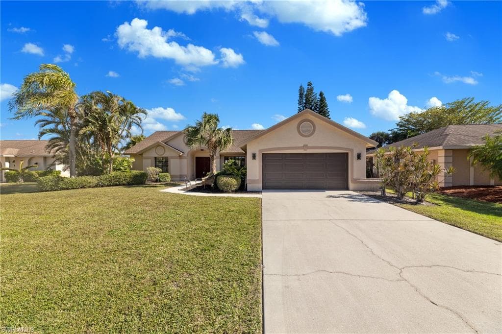 24979 Paradise Rd, Bonita Springs, FL 34135-6