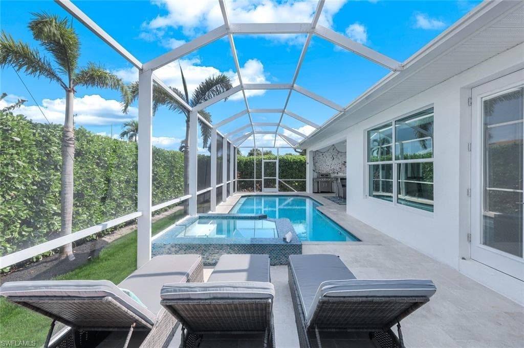 483 Hartley St, Marco Island, FL 34145-27