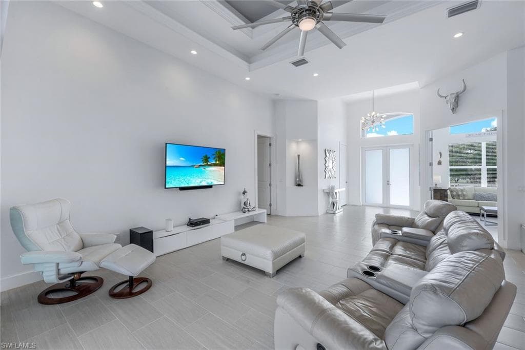 483 Hartley St, Marco Island, FL 34145-8