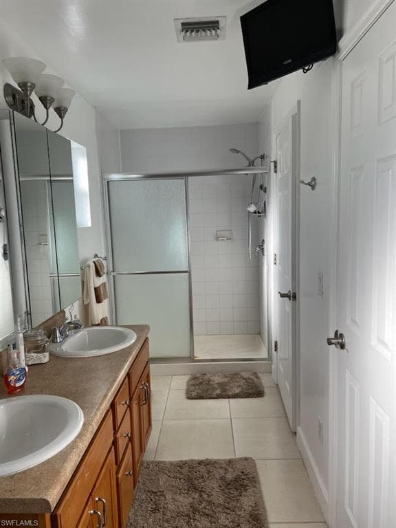 2001 51st St SW, Naples, FL 34116-33