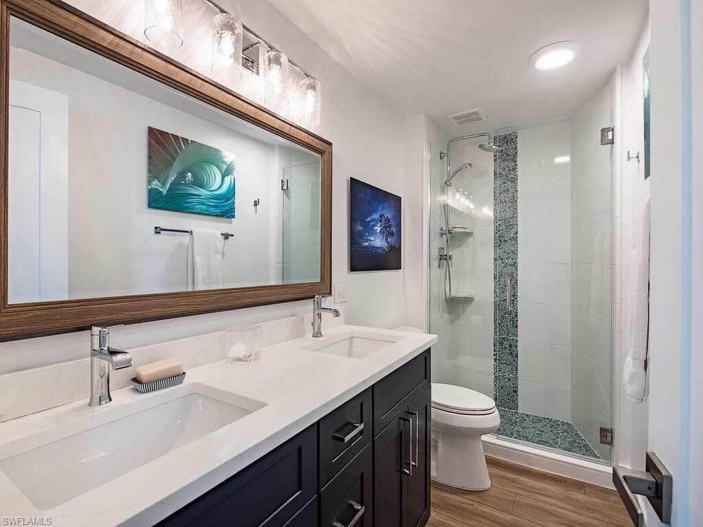 400 Park Shore Dr 302, Naples, FL 34103-12