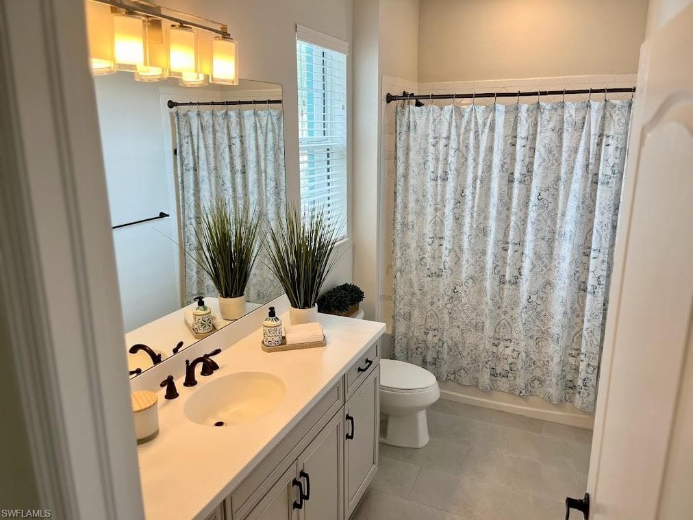 6940 Avalon Cir 505, Naples, FL 34112-11