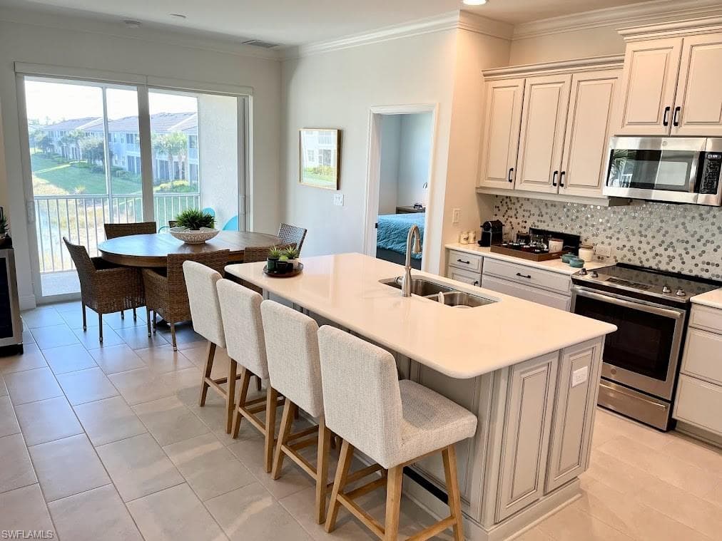 6940 Avalon Cir 505, Naples, FL 34112-5