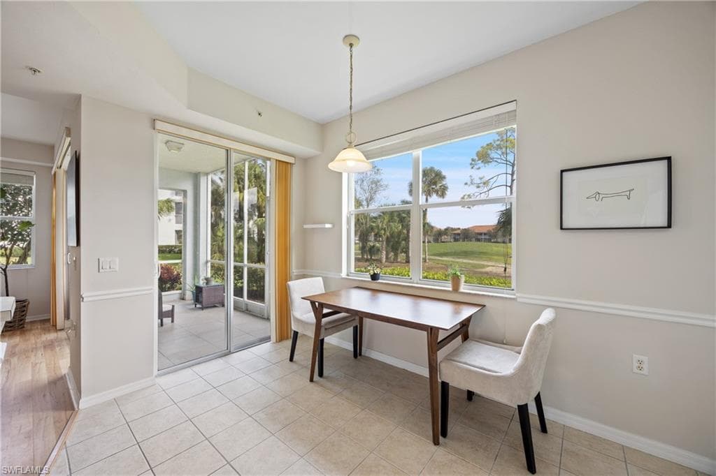 3970 Loblolly Bay Dr 102, Naples, FL 34114-8