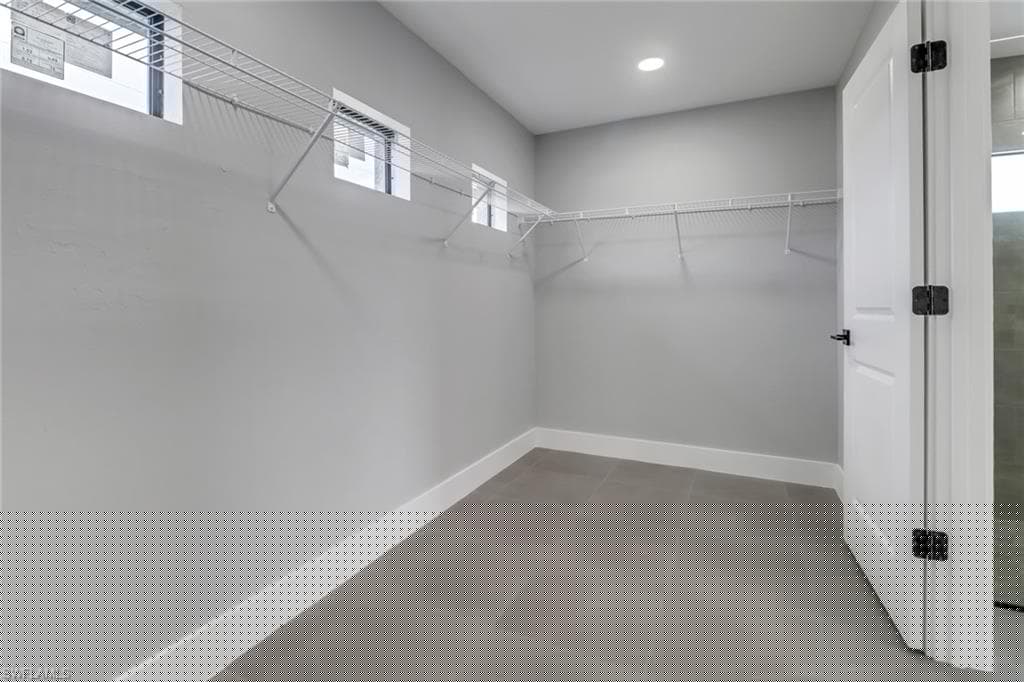 224 13th Ter, Cape Coral, FL 33990-14
