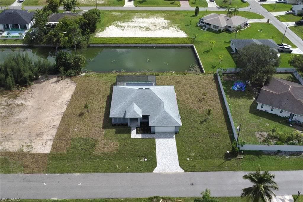 224 13th Ter, Cape Coral, FL 33990-24