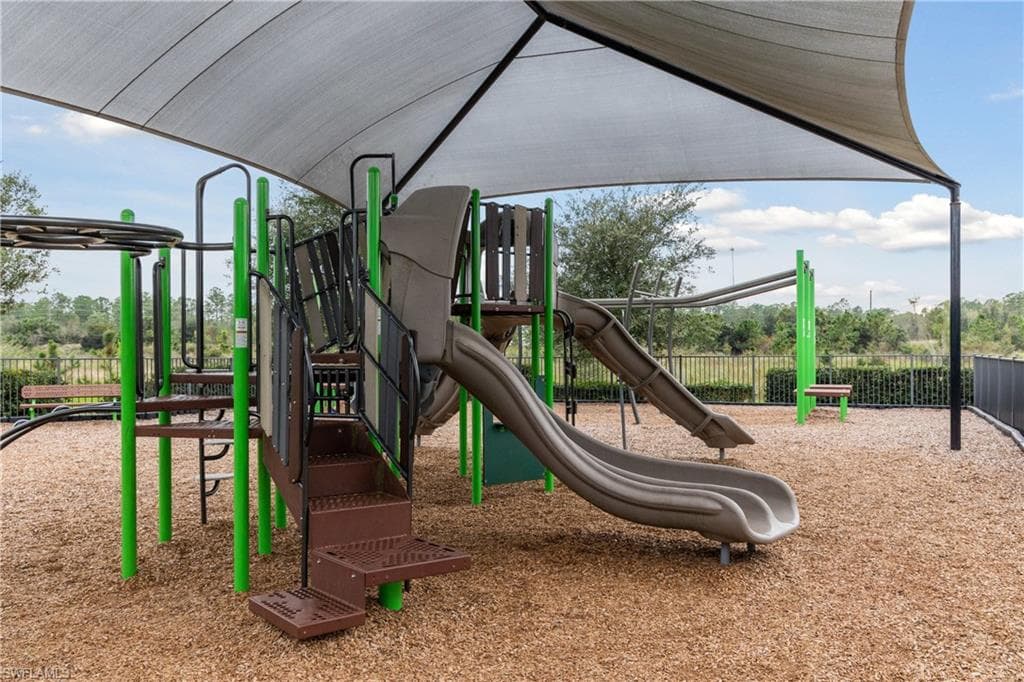 19850 Bittersweet Ln, Estero, FL 33928-44