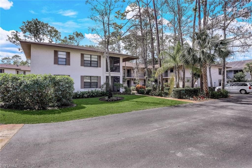 1701 Courtyard Way A-104, Naples, FL 34112-19
