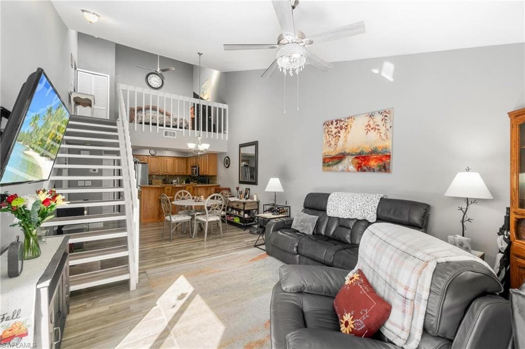 8913 Somerset Blvd, Fort Myers, FL 33919-4