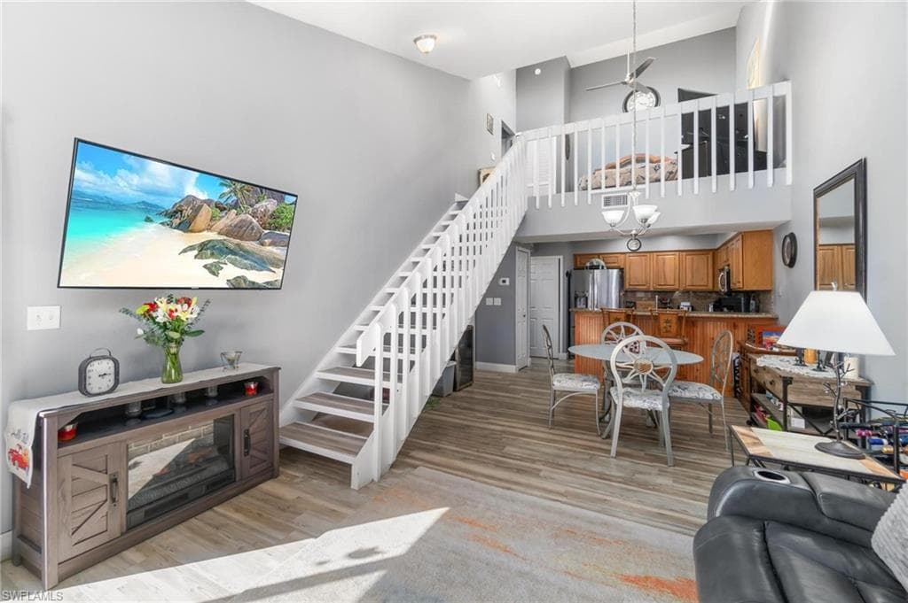 8913 Somerset Blvd, Fort Myers, FL 33919-8