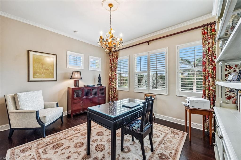 501 Avellino Isles Cir 39201, Naples, FL 34119-23
