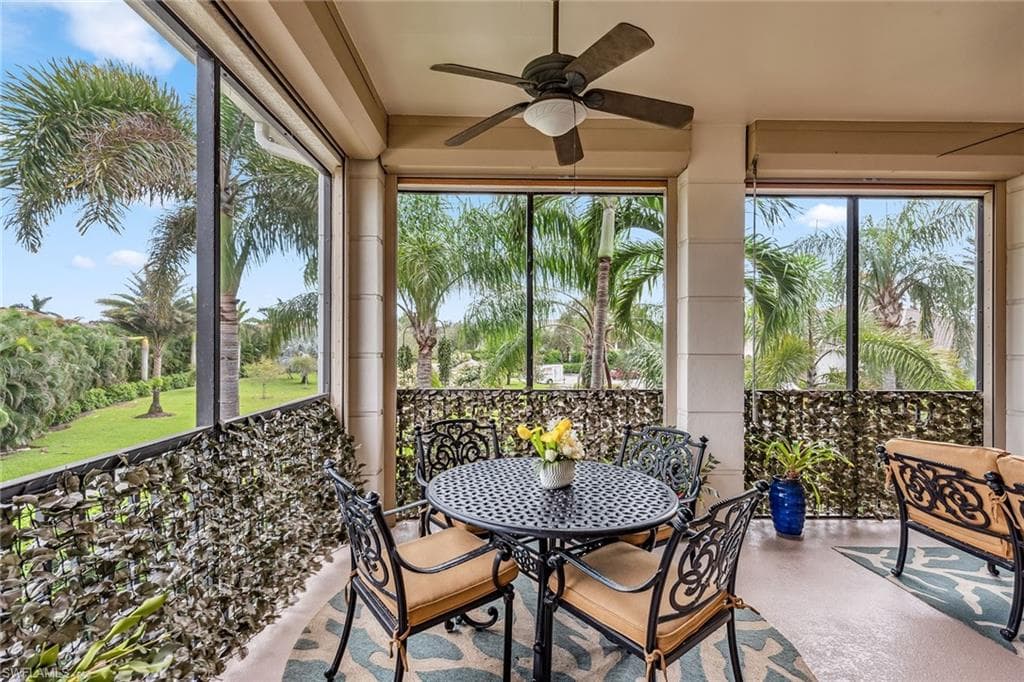 501 Avellino Isles Cir 39201, Naples, FL 34119-29