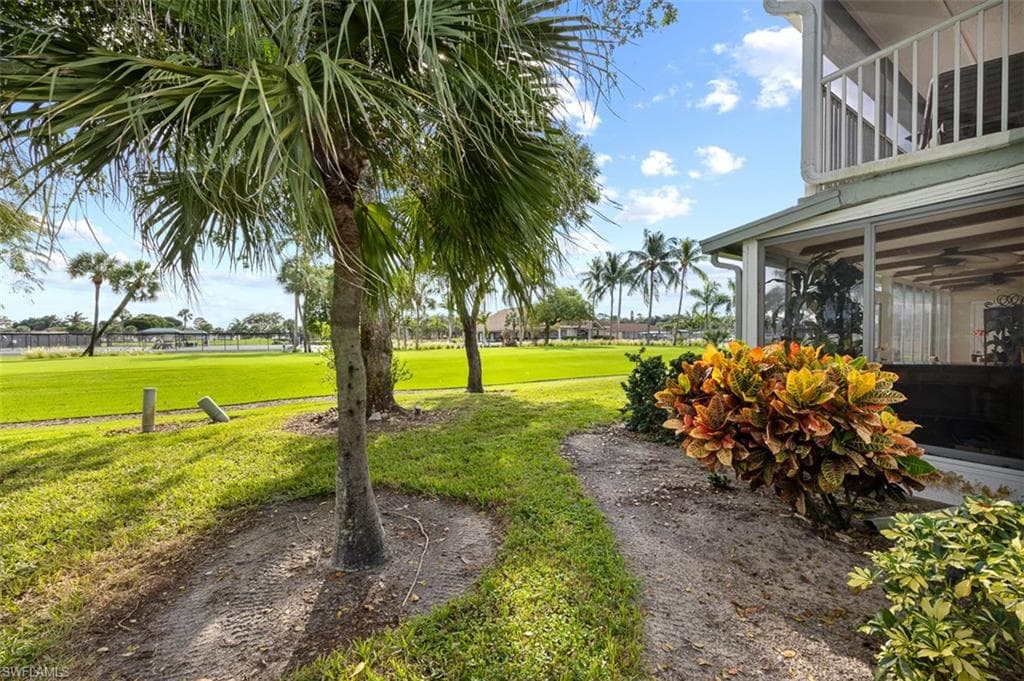 197 Harrison Rd 7-3, Naples, FL 34112-18