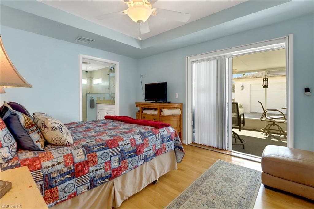 26 4th St, Bonita Springs, FL 34134-16