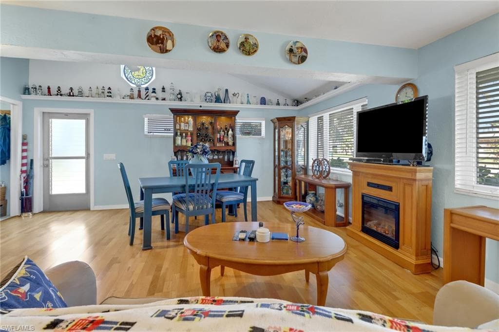26 4th St, Bonita Springs, FL 34134-6