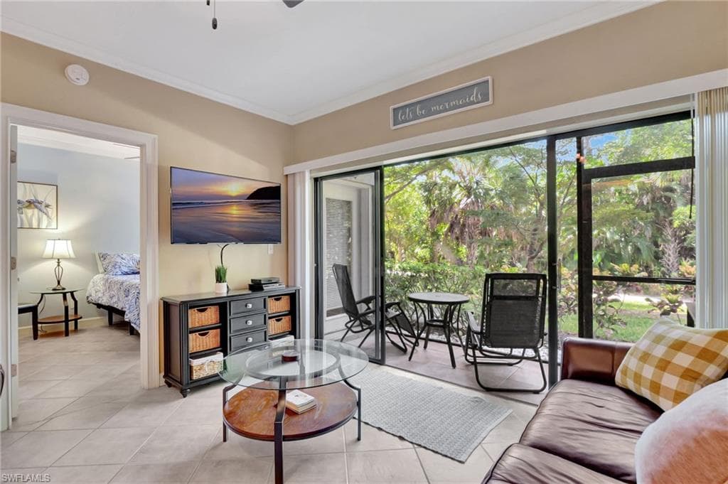 3323 Olympic Dr 715, Naples, FL 34105-11