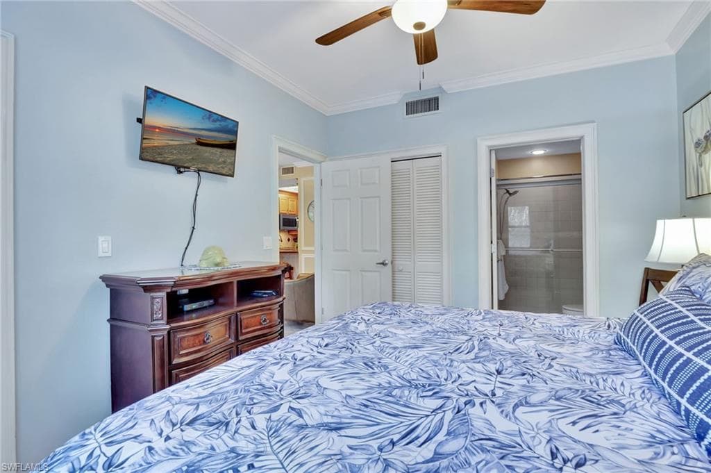 3323 Olympic Dr 715, Naples, FL 34105-23