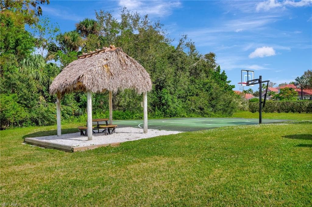 3323 Olympic Dr 715, Naples, FL 34105-30