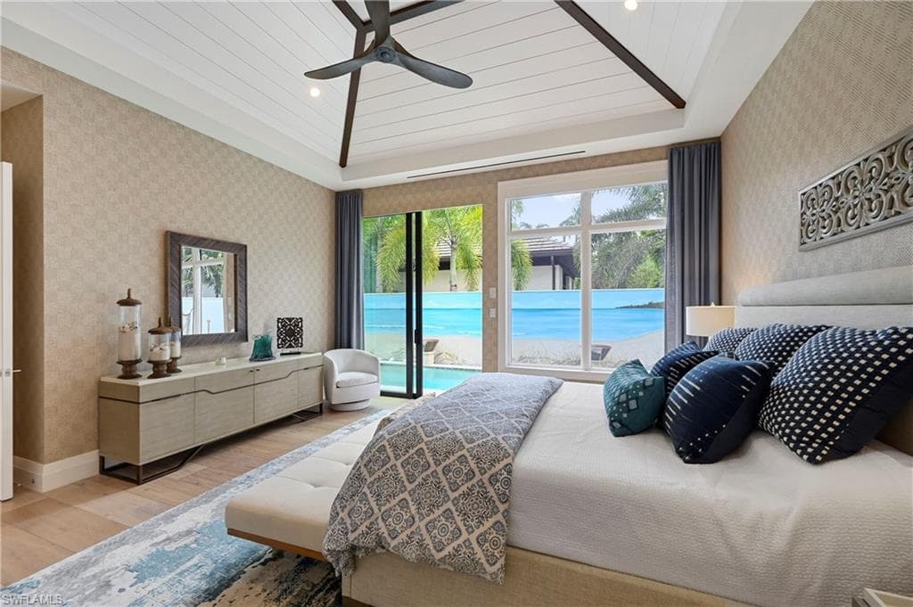 1230 Gulf Shore Blvd S, Naples, FL 34102-28