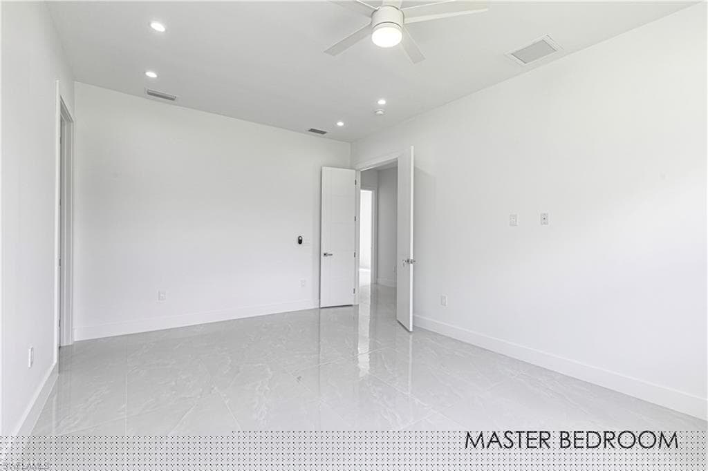 2632 30th Ave SE, Naples, FL 34117-15