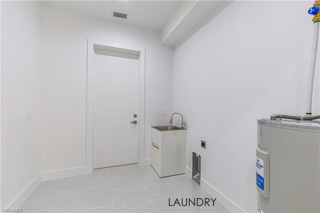 2632 30th Ave SE, Naples, FL 34117-30
