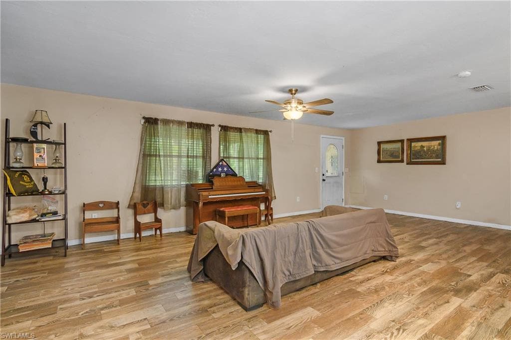 4585 16th Ave SE, Naples, FL 34117-18