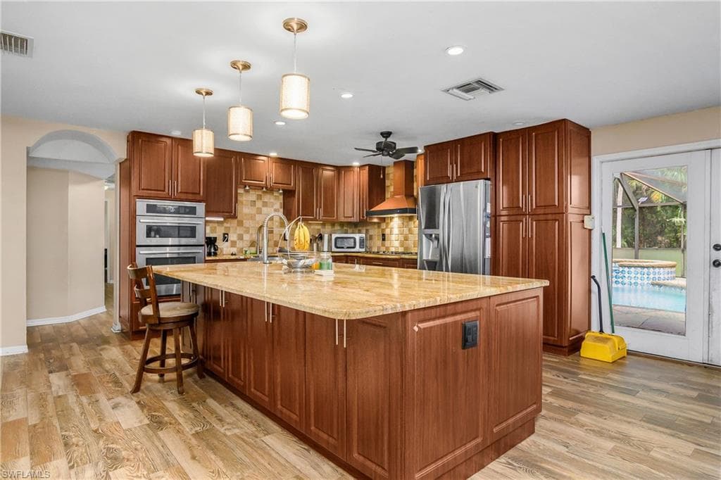 4585 16th Ave SE, Naples, FL 34117-21