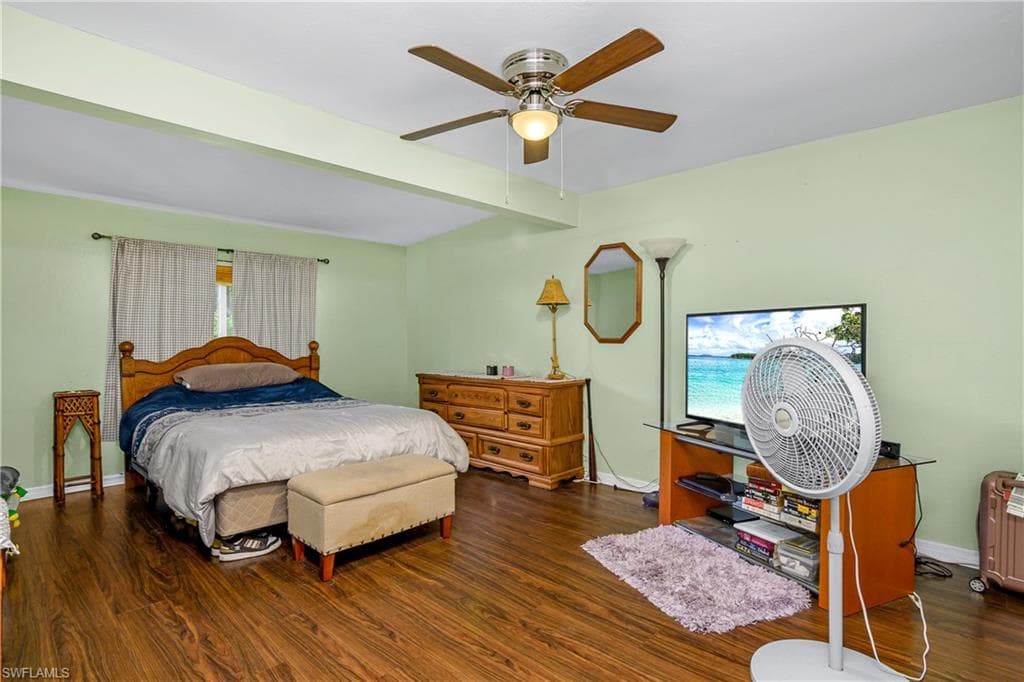 4585 16th Ave SE, Naples, FL 34117-36