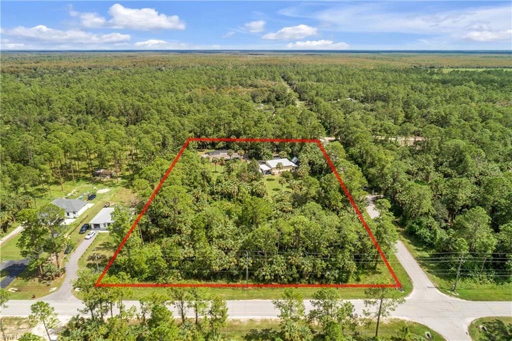 4585 16th Ave SE, Naples, FL 34117-2