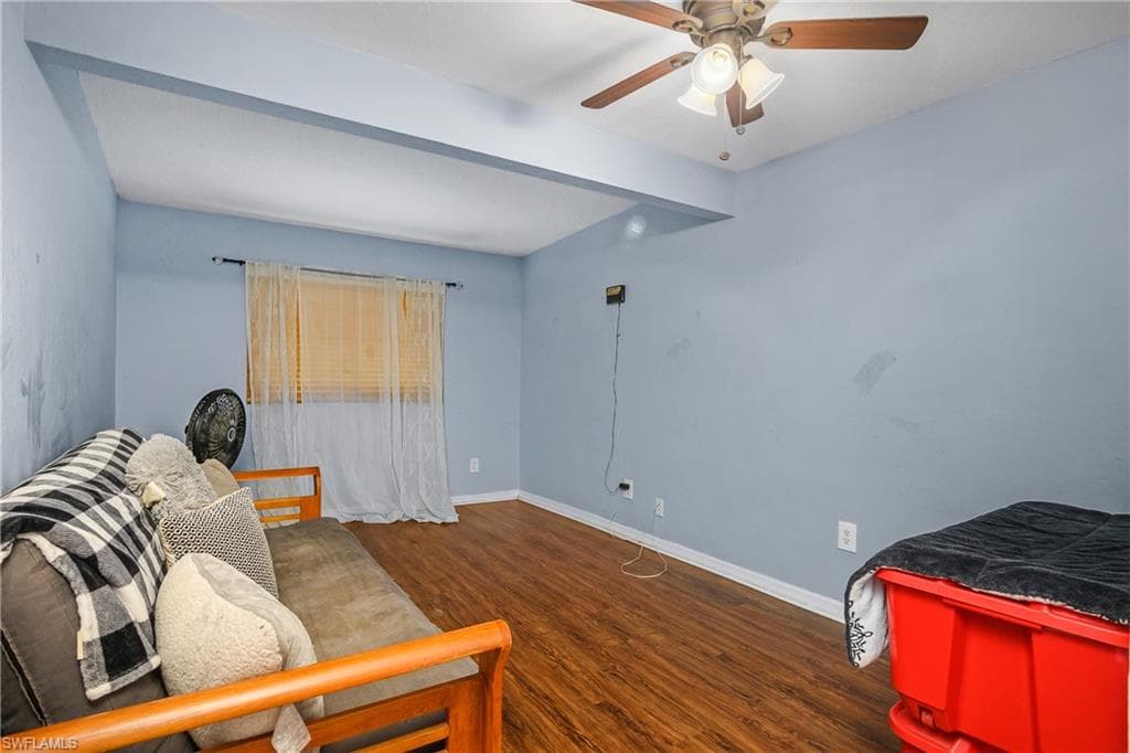 4585 16th Ave SE, Naples, FL 34117-39