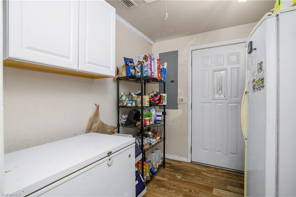 4585 16th Ave SE, Naples, FL 34117-41
