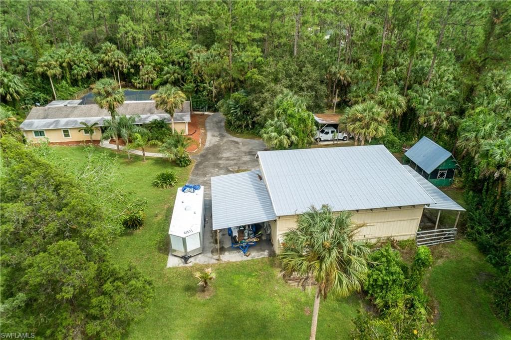 4585 16th Ave SE, Naples, FL 34117-6