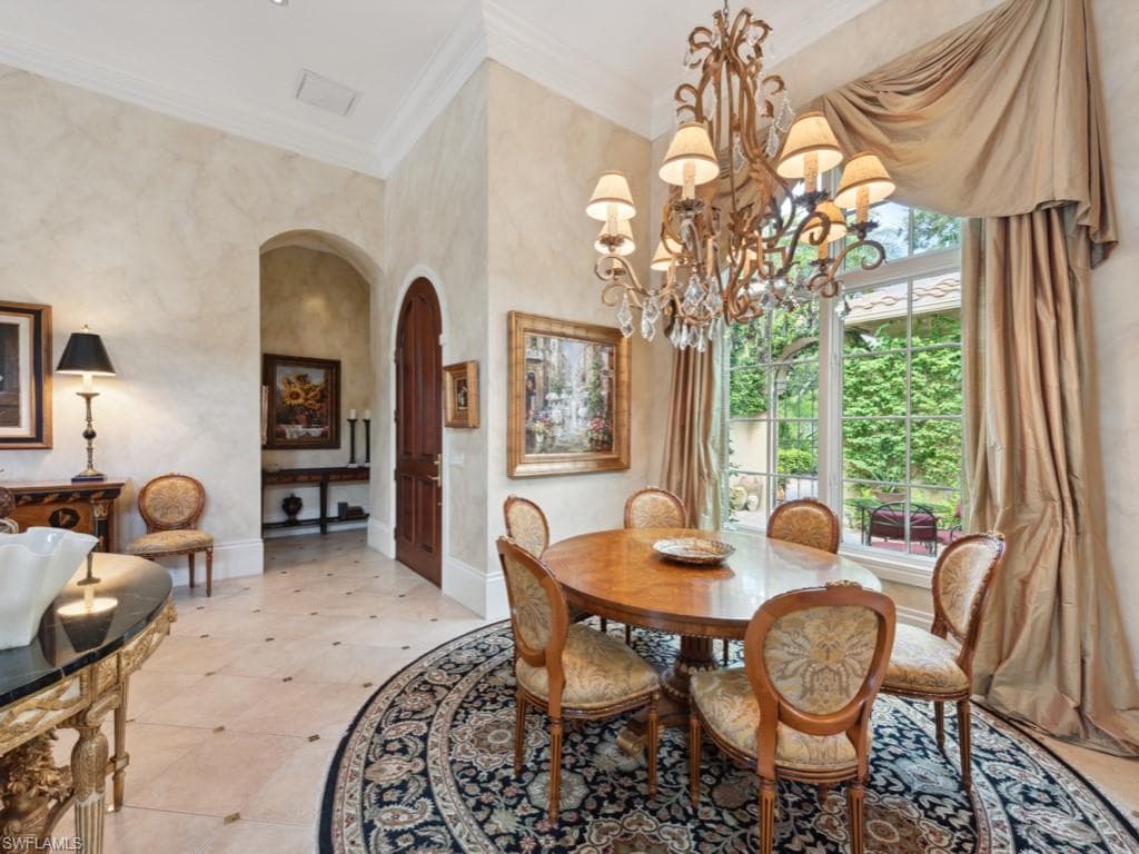 15727 Villoresi Way, Naples, FL 34110-10