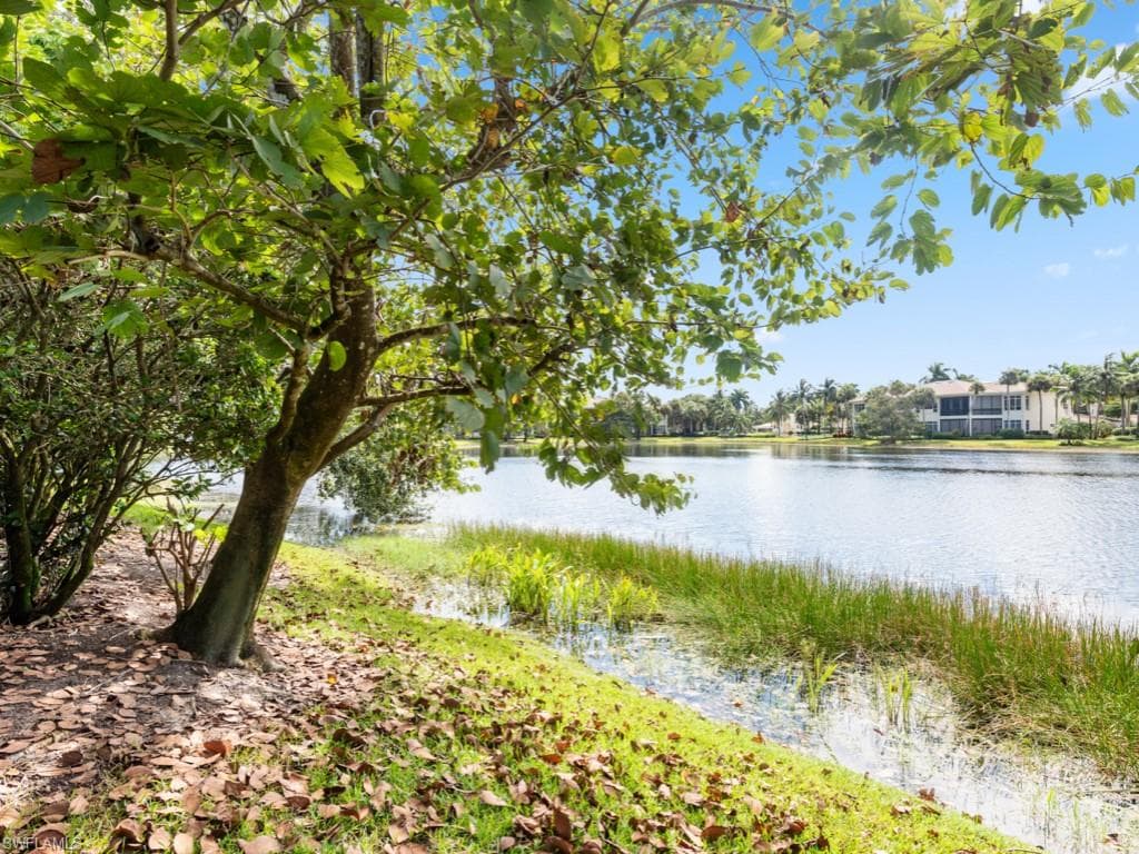 15727 Villoresi Way, Naples, FL 34110-25