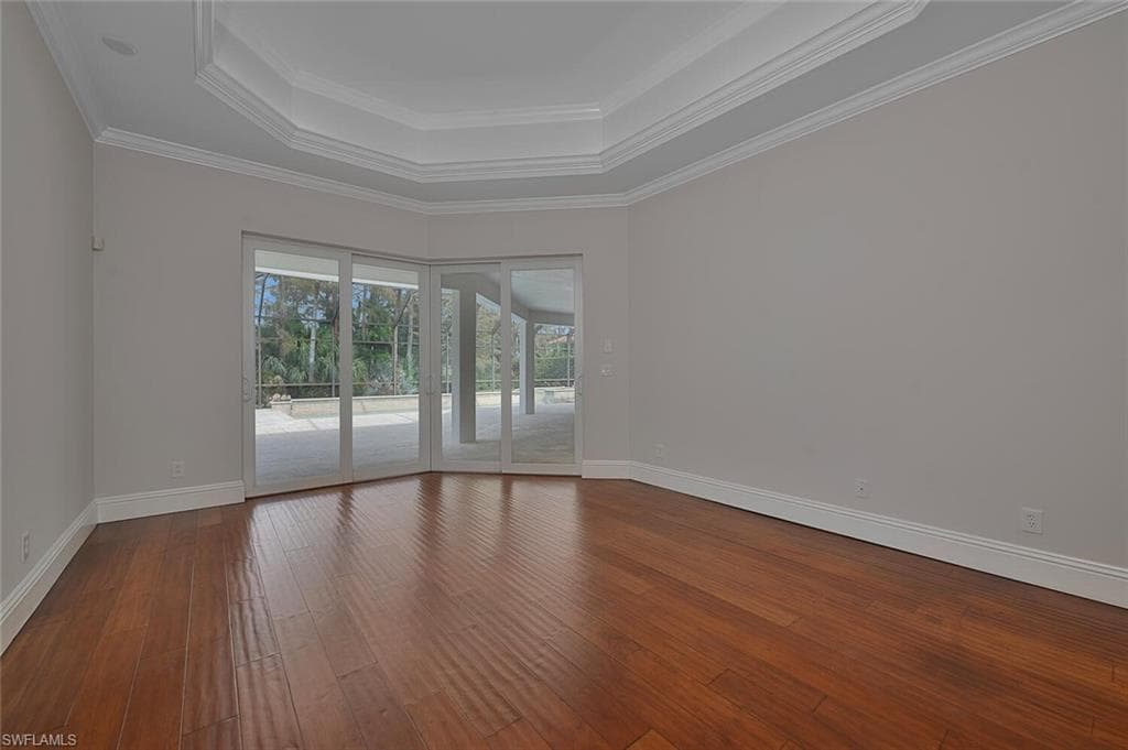 2944 Mona Lisa Blvd, Naples, FL 34119-9