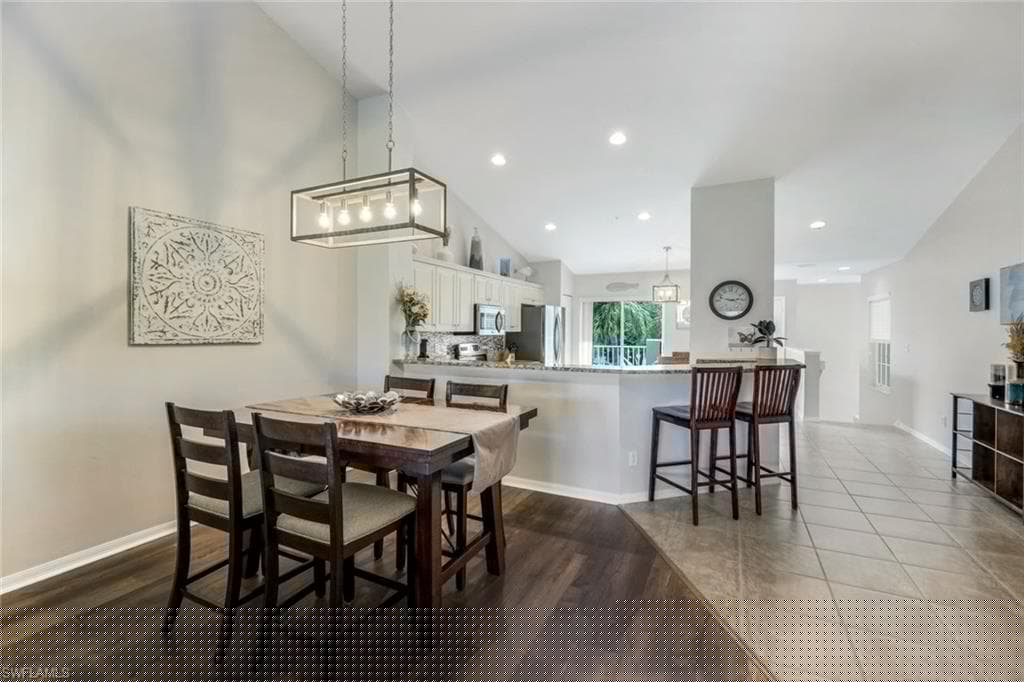 5145 Cobble Creek Ct G-202, Naples, FL 34110-9