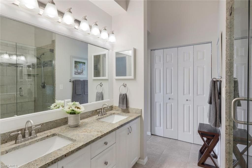 5145 Cobble Creek Ct G-202, Naples, FL 34110-18