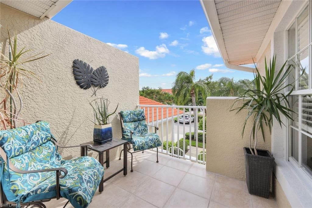 5145 Cobble Creek Ct G-202, Naples, FL 34110-23