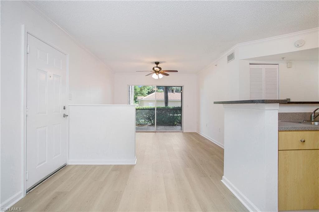 8754 River Homes Ln 8101, Bonita Springs, FL 34135-21