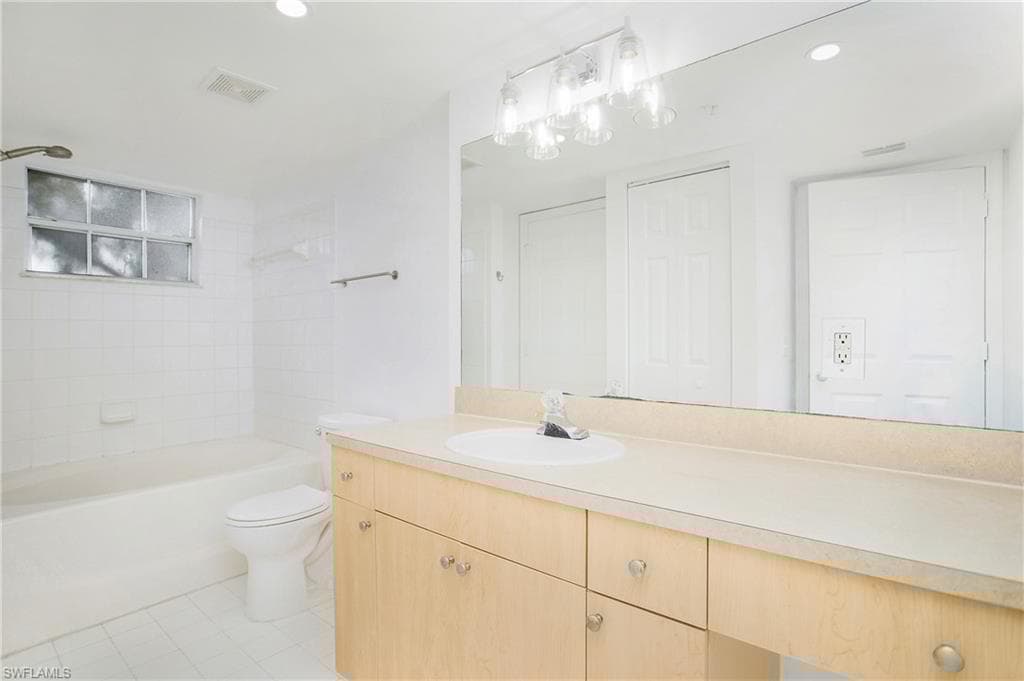 8754 River Homes Ln 8101, Bonita Springs, FL 34135-32