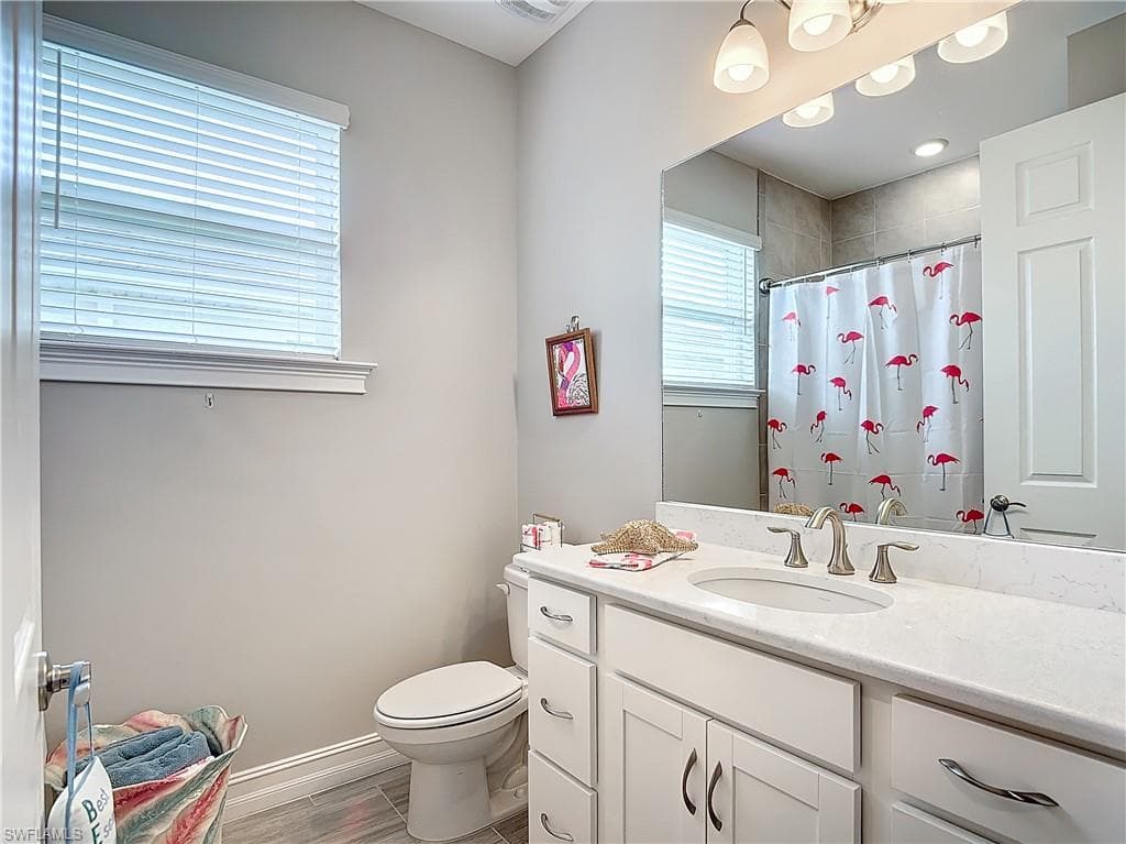 16701 Seasons Coast Dr, Bonita Springs, FL 34135-21