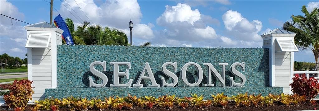 16701 Seasons Coast Dr, Bonita Springs, FL 34135-4