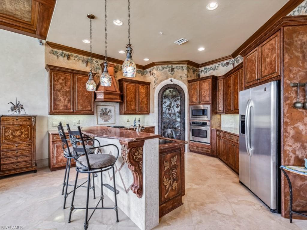 17026 Porta Vecchio Way 101, Naples, FL 34110-9