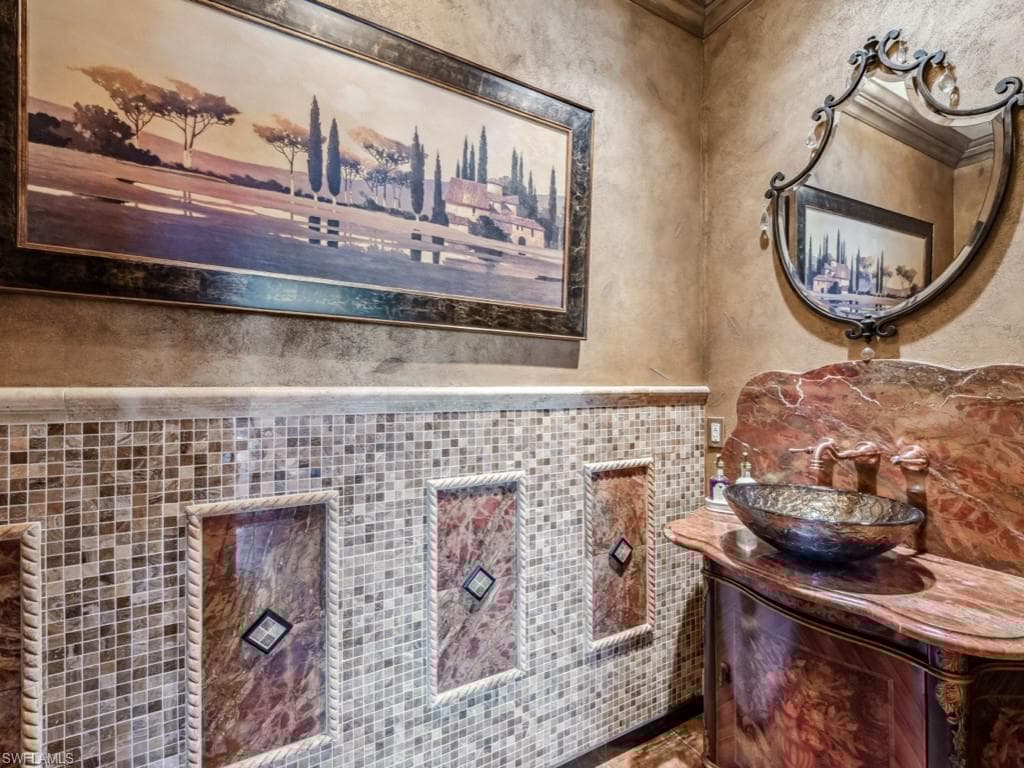 17026 Porta Vecchio Way 101, Naples, FL 34110-20