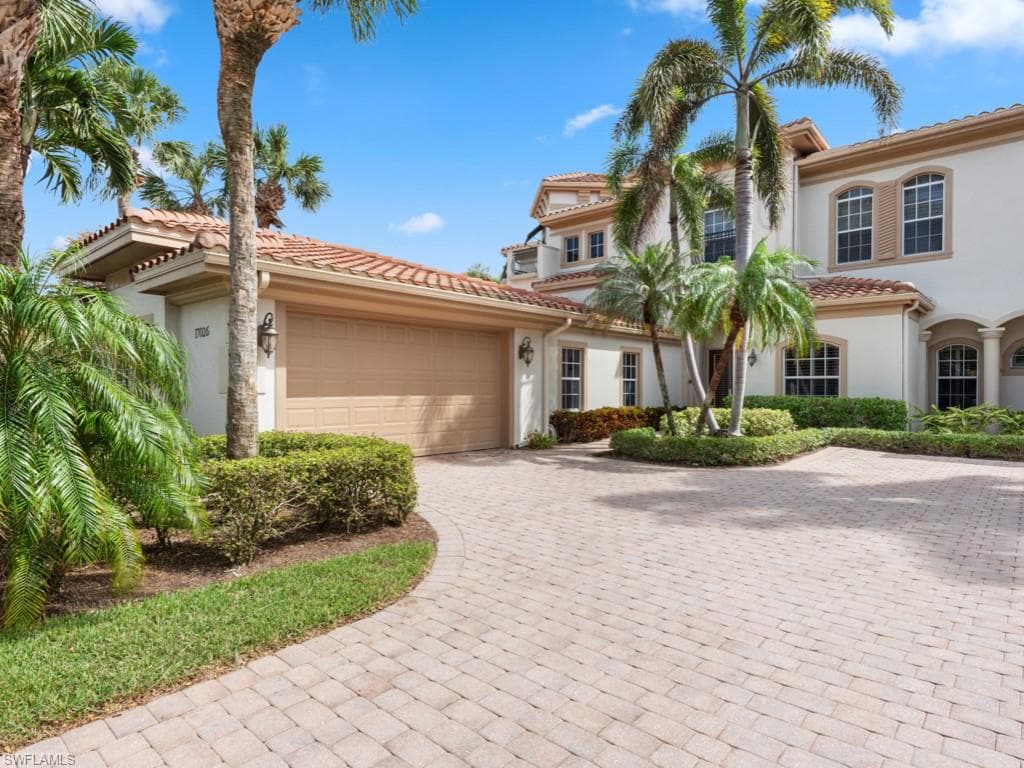 17026 Porta Vecchio Way 101, Naples, FL 34110-2
