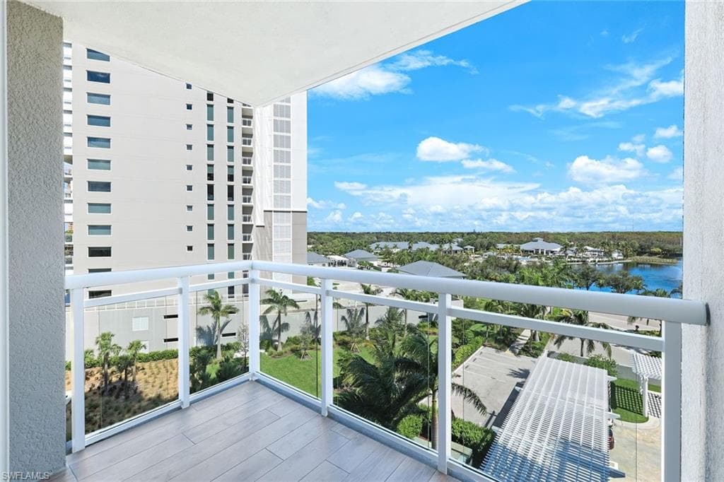 13925 Old Coast Rd 606, Naples, FL 34110-23